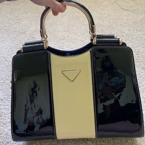 Prada Style Classic beige and black bag